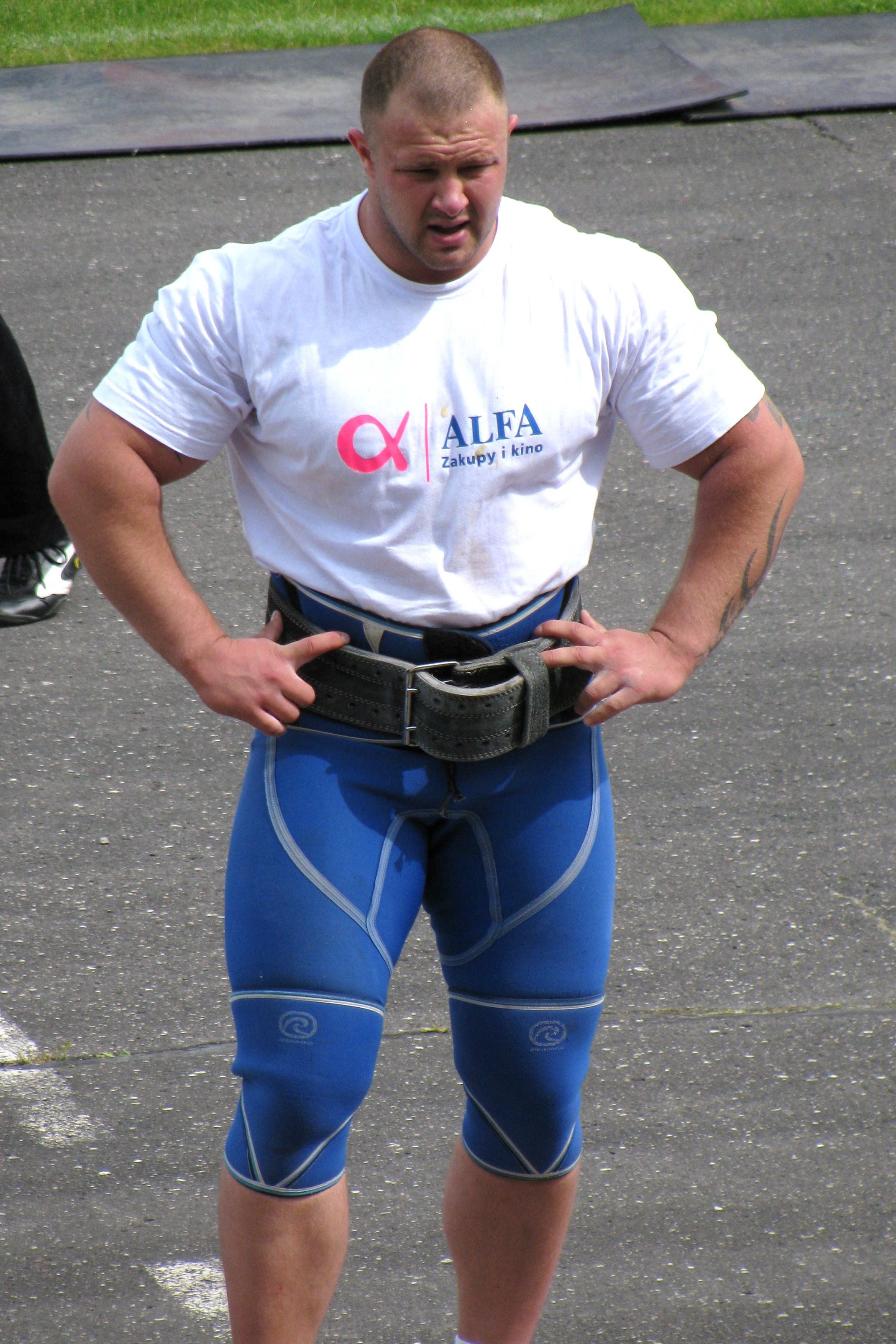Piotr „Bestia" Piechowiak - kim jest strongman, kulturysta i weteran FAME MMA szykujący się na Kajo Szcześniaka